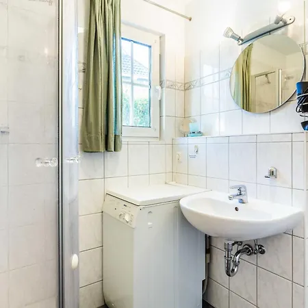 Gele Hus 1 Apartment Prerow